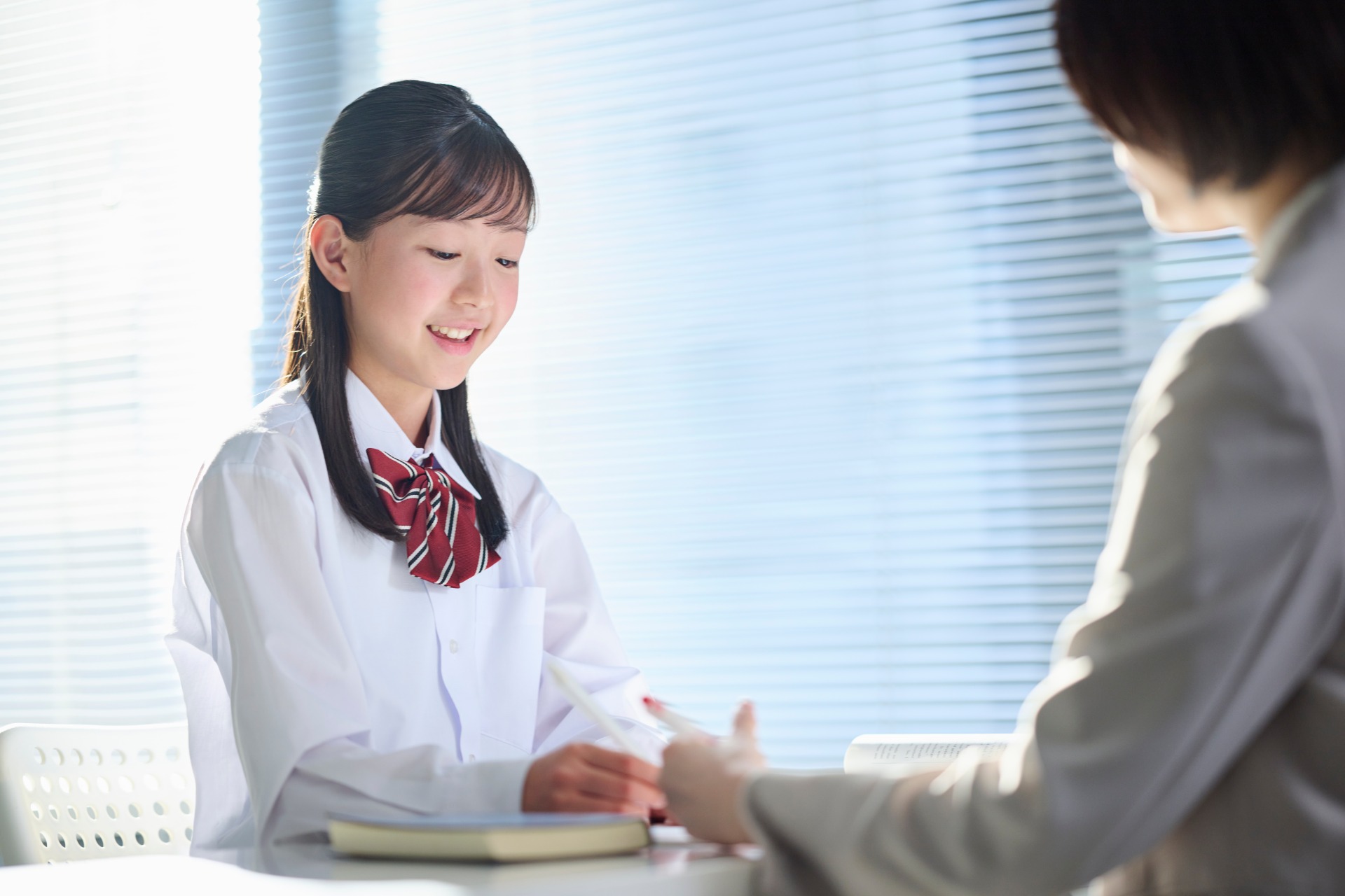 女性講師が寄り添う | 千葉県市川周辺の家庭教師ならスタディK